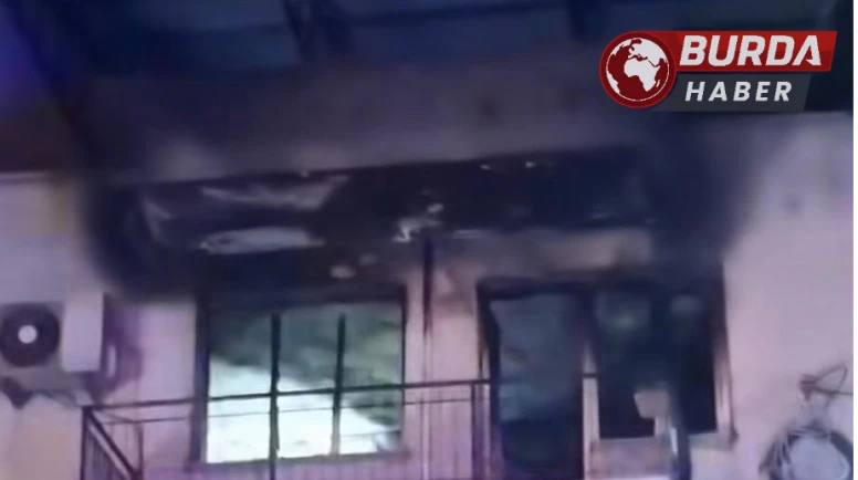 Yangının sardığı evde facia: Baba öldü, oğlu entübe edildi