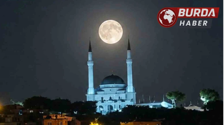 Dolunay ve Ulu Cami buluşması görsel şölen sundu