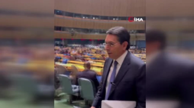 İsrail'in BM Daimi Temsilcisi, İranlı Diplomata Karşı Provokatif Tutum Sergiliyor