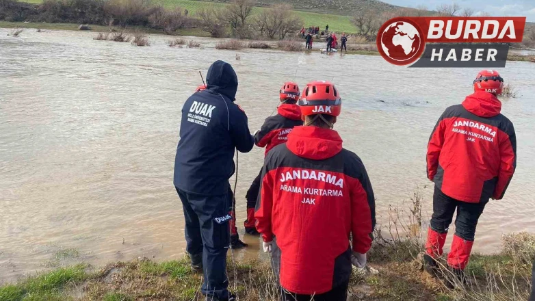 Diyarbakır'da 13 Gündür Aranan Kayıp Kadının Cansız Bedeni Bulundu