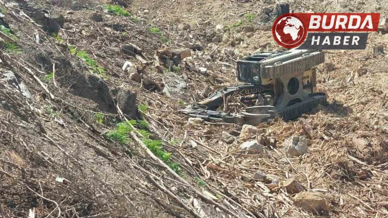 Antalya'da iş makinesinin altında kalan operatör hayatını kaybetti