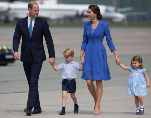 İngiliz kraliyet ailesinin gözde çifti Kate Middleton ve Prens William, çocuklarına yeni yıl hediyesini ucuzluk mağazasından almayı tercih etti.