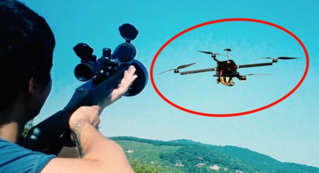 DRONE KILLER

Drone Killer (mini insansız hava aracı katili), Türk mühendisleri tarafından yüzde yüz yerli ve milli olarak geliştirildi.