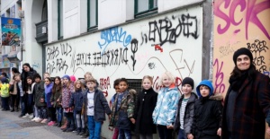 Almanya'da ırkçılığa karşı insan zinciri