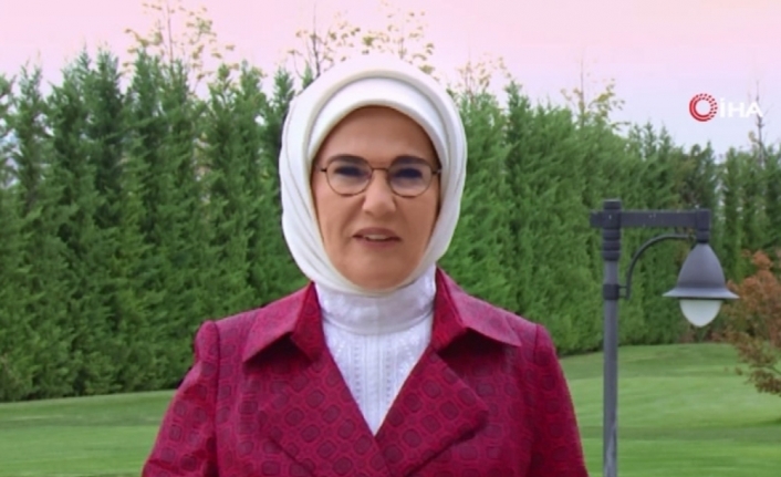 Emine Erdoğan: "Bir kadına kalkan el, hepimize kalkıyor
