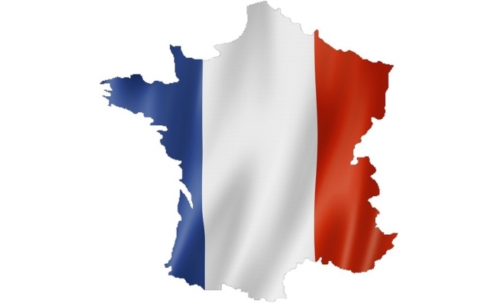 Fransa’da solcu lider Melenchon’dan hükümete "güvenlik yasasını çöpe at" çağrısı