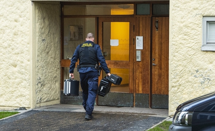 İsveç’te bir kadın yıllardır oğlunu evde esir tuttuğu iddiasıyla gözaltına alındı