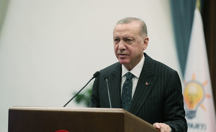 Cumhurbaşkanı Erdoğan, “Zerre kadar onuru olsa o koltuktan çekip giderdi”