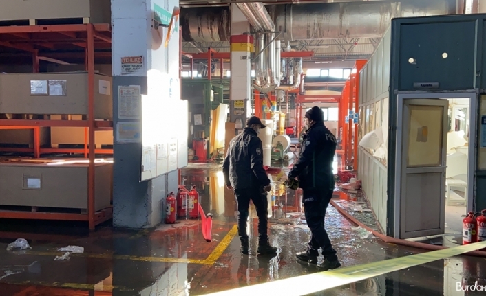 Arnavutköy’de deri fabrikasında yağ kazanı patladı: 3 yaralı