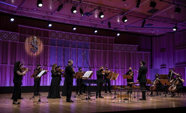 Vivaldi’nin ’Dört Mevsim’ eseri dört farklı kemanla ses buluyor