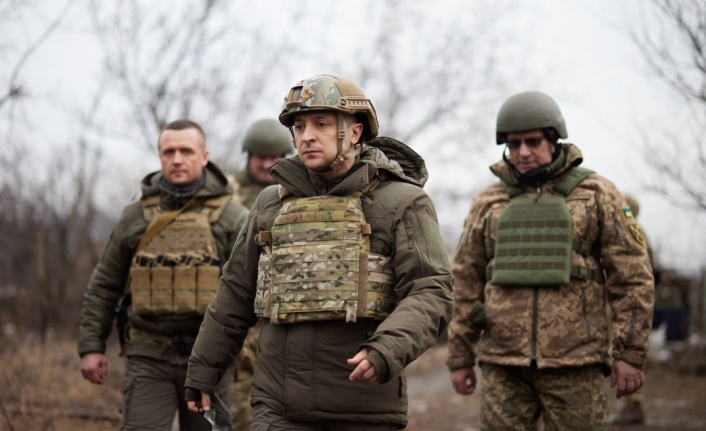 Zelenskiy, Rusya ile gerginliği tırmandıran Donbass’a gidiyor
