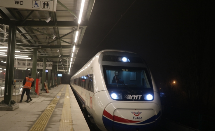 Tam kapanmanın ardından YHT, Bölgesel, Marmaray ve Başkentray Tren seferlerine düzenleme