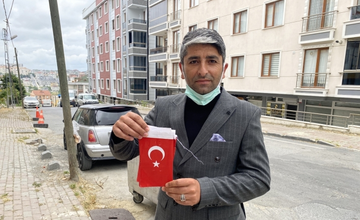 Beylikdüzü’nde vatandaşın duygulandıran Türk bayrağı hassasiyeti