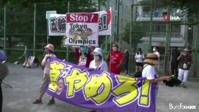 Açılışına saatler kala olimpiyat karşıtları Tokyo’da sokaklara çıktı
