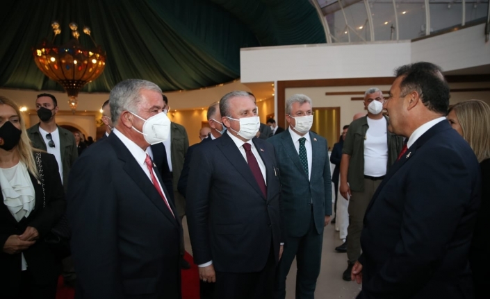 KKTC Meclis Başkanı Sennaroğlu: “Sayın Erdoğan’ın buradaki varlığı tüm dünyaya bir mesajdır”