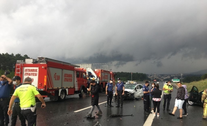 Kuzey Marmara Otoyolunda zincirleme kaza: 1’i çocuk 5 yaralı