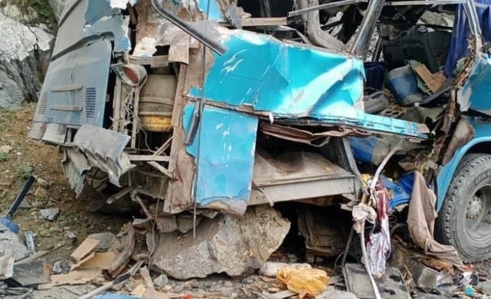 Pakistan’da otobüste patlama: 10 ölü, 39 yaralı