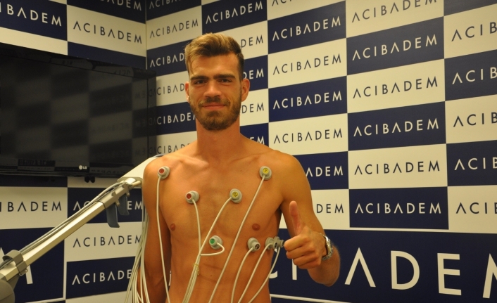 Sivasspor’un yeni transferi Dimitrios Goutas sağlık kontrolünden geçti