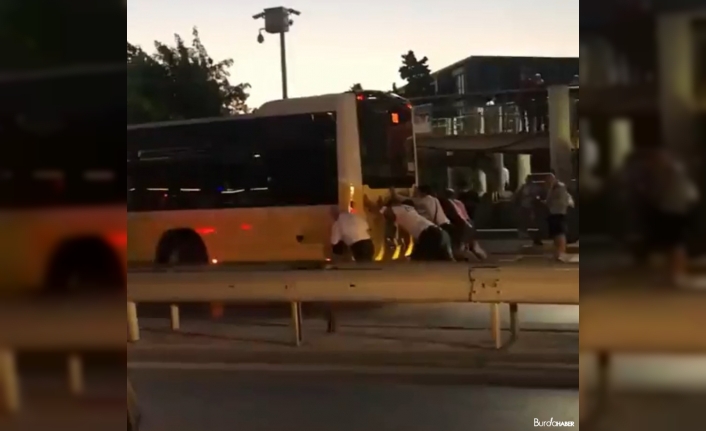 Vatandaşlardan otobüs arızına tepki: "İBB taşımıyor, halk taşıyor İBB’yi"