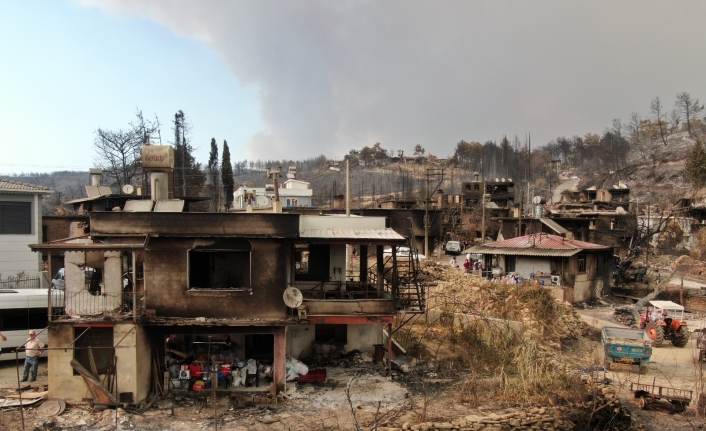 Yangında yok olan Kalemler Mahallesi, havadan görüntülendi