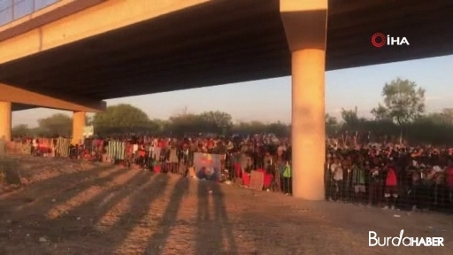 ABD-Meksika sınırındaki insani kriz: 10 bini aşkın göçmen köprü altında