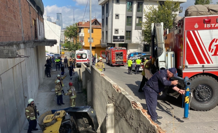 Ataşehir’de feci kaza: Silindir aracının altında kalan işçi can verdi