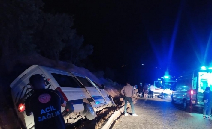 Nemrut Dağına çıkan üniversite öğrencileri kaza yaptı: 10 yaralı