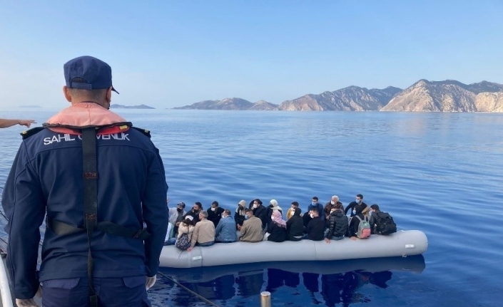 25 düzensiz göçmen kurtarıldı