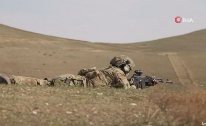 Azerbaycan Özel Kuvvetleri’nin tatbikatları devam ediyor