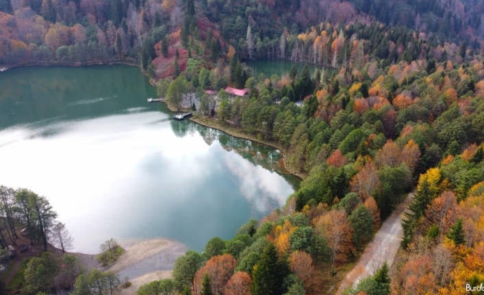 Borçka Karagöl’den sonbahar manzaraları