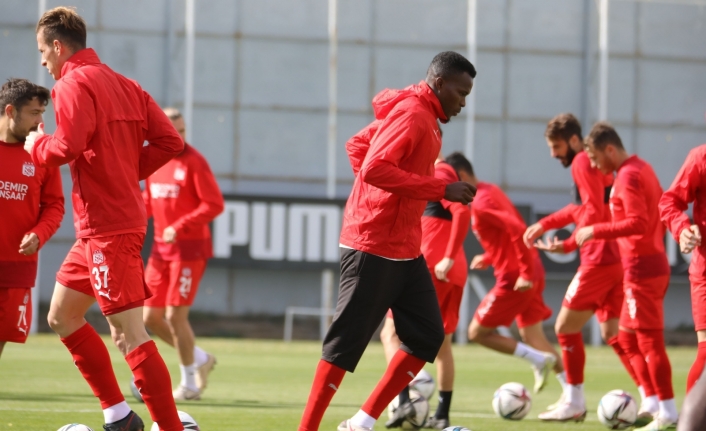 Sivasspor, Antalya maçına iddialı hazırlanıyor