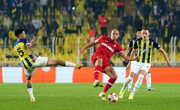 UEFA Avrupa Ligi: Fenerbahçe: 2 - Royal Antwerp: 2 (Maç sonucu)