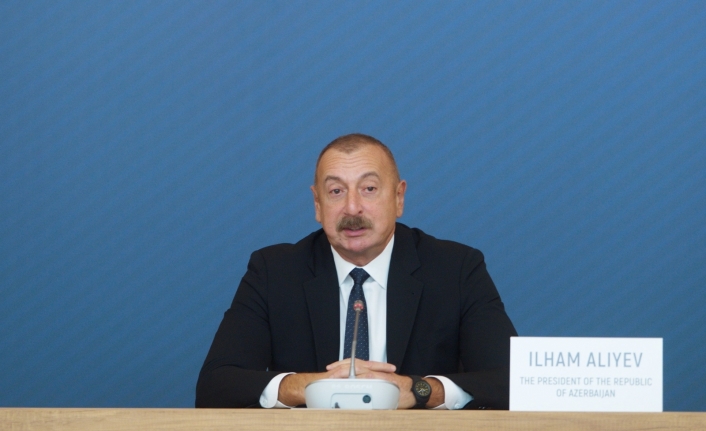 Aliyev: "Azerbaycan, Ermenistan ile sınırlarını belirleme sürecini başlatmaya hazır"