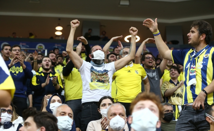 THY Euroleague’deki Türk derbisinde zafer Anadolu Efes’in