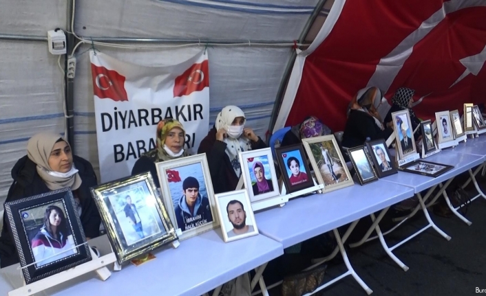 HDP önündeki ailelerin evlat nöbeti 838. gününde devam ediyor