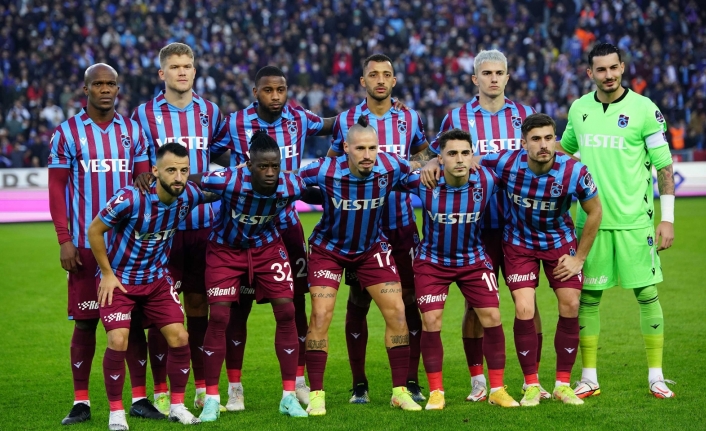 Trabzonspor 2021’deki liderliğini 2022’de şampiyonlukla taçlandırmak istiyor