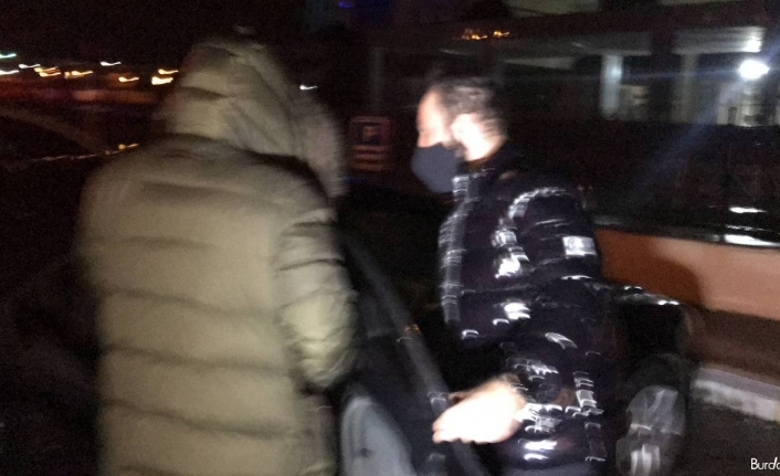 Yasak bölgede yakalanan Yunan polis ve kız arkadaşı serbest kaldı