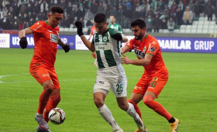 Spor Toto Süper Lig: GZT Giresunspor: 1 - Aytemiz Alanyaspor: 3 (Maç sonucu)