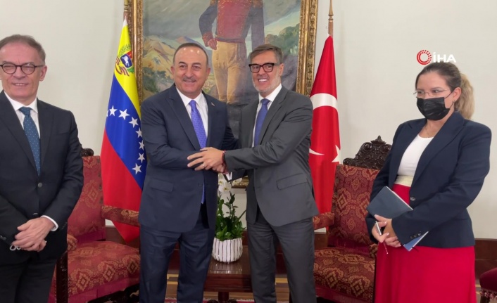 Çavuşoğlu, Venezuela Dışişleri Bakanı Plasencia ile görüştü