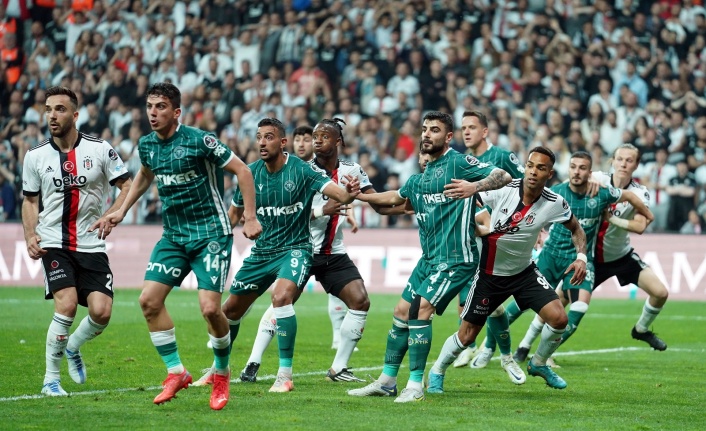 Spor Toto Süper Lig: Beşiktaş: 1 - İH Konyaspor: 1 (Maç sonucu)