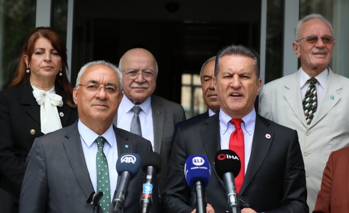 TDP Genel Başkanı Sarıgül, DSP lideri Aksakal’ı ziyaret etti