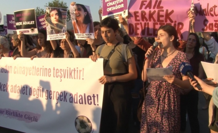 Kadınlar, Kadıköy’de Pınar Gültekin için toplandı