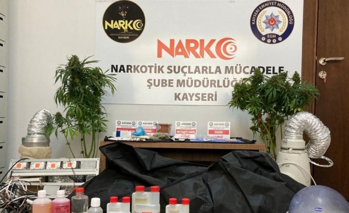 Kayseri’de uyuşturucu imalatı yapılan eve operasyon