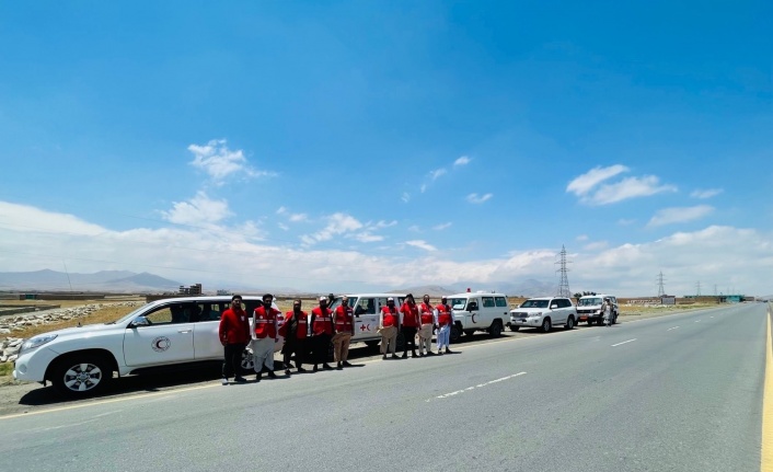 Türk Kızılay Afganistan’daki ekiplerini depremzedeler için seferber etti