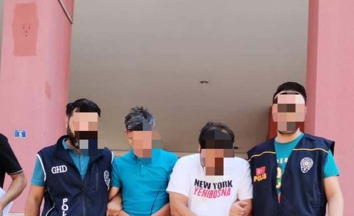 TEM’de durdurulan araçtan 9 düzensiz göçmen çıktı, 2 şüpheli tutuklandı