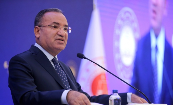 Adalet Bakanı Bozdağ: "İstinaf faaliyete geçmeseydi, Yargıtay’ın önündeki dosya sayısı 5 milyondu"