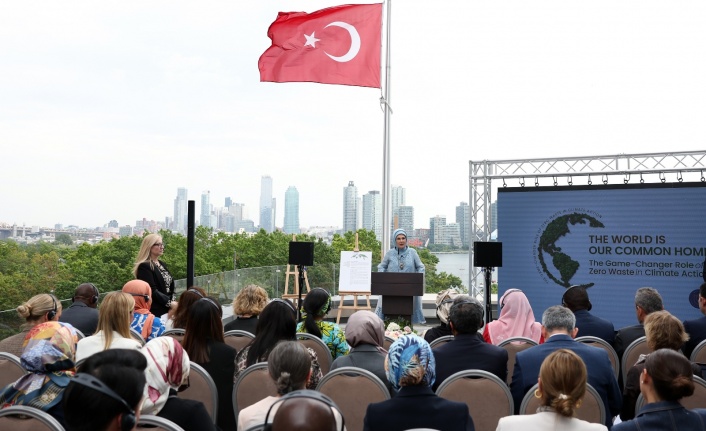 Emine Erdoğan: “Sıfır atıkla mücadele tecrübelerimizi her ülkeyle paylaşmaya hazırız”