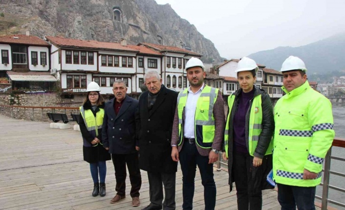 Amasya Belediyesi tarihi Hatuniye Mahallesi’nde sokak sağlıklaştırma projesi başlattı