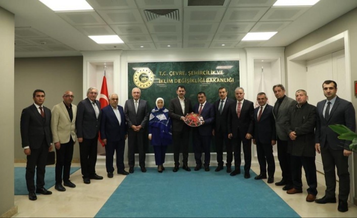 Başkan Gürkan ve AK Parti heyeti, Bakan Kurum ile bir araya geldi