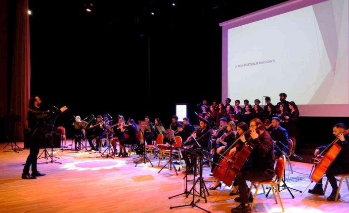 SCÜ’de Öğretmenler Günü konseri düzenlendi